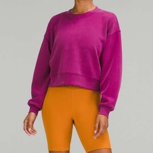 Lululemon Perfectly Oversized Cropped Crew Size 4 NWOT Magenta